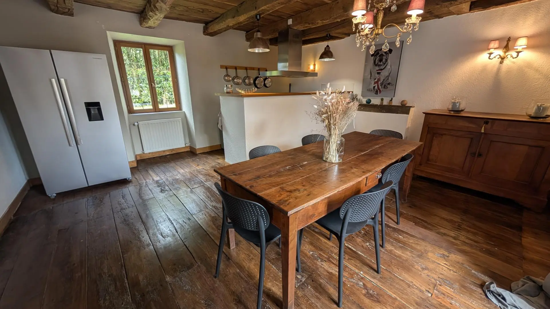 Gite La maison des Hortensias à Saint Gence en Haute-Vienne - repas et cuisine ouverte_3