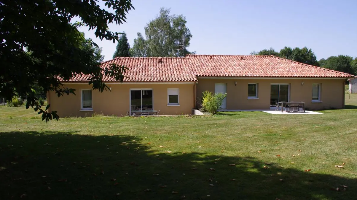 Gite L'orange à Saint Just Le Martel  en Haute-Vienne (Limousin)_12