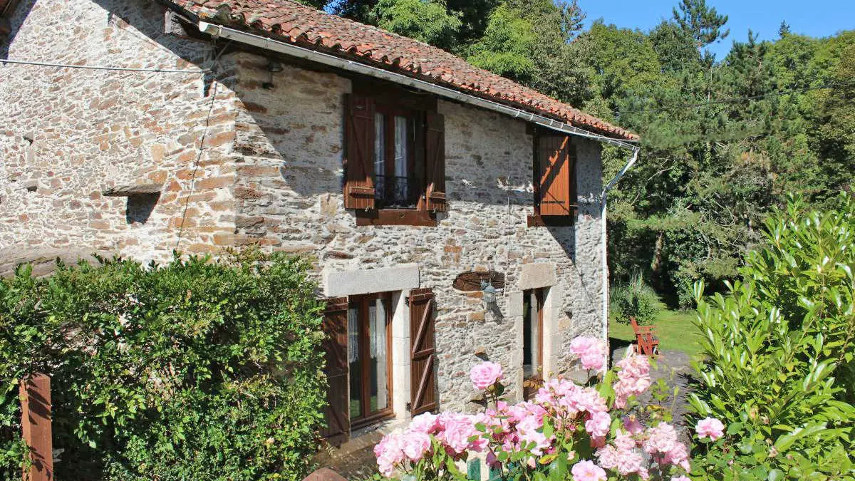 Gite Le Moulin De Pont Pery à Saint Martin Le Vieux en Haute-Vienne (Nouvelle Aquitaine). Gite._4