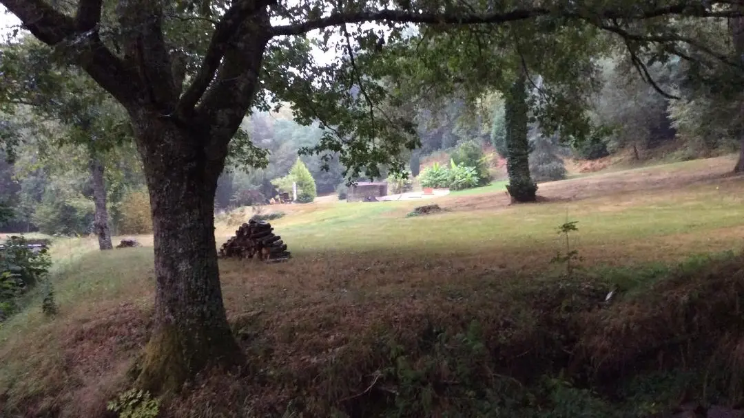 Gite Le Moulin De Pont Pery à Saint Martin Le Vieux en Haute-Vienne (Nouvelle Aquitaine). Terrain proche a la piscine._14