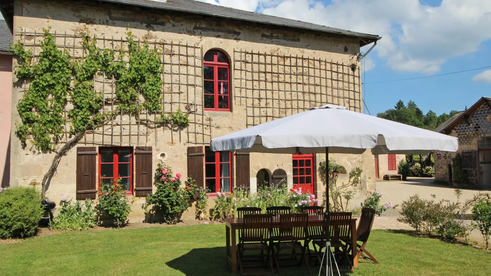 Gite L'Orangerie Domaine de Bort à Saint Priest Taurion en Haute-Vienne (Limousin en Nouvelle Aquitaine)_2