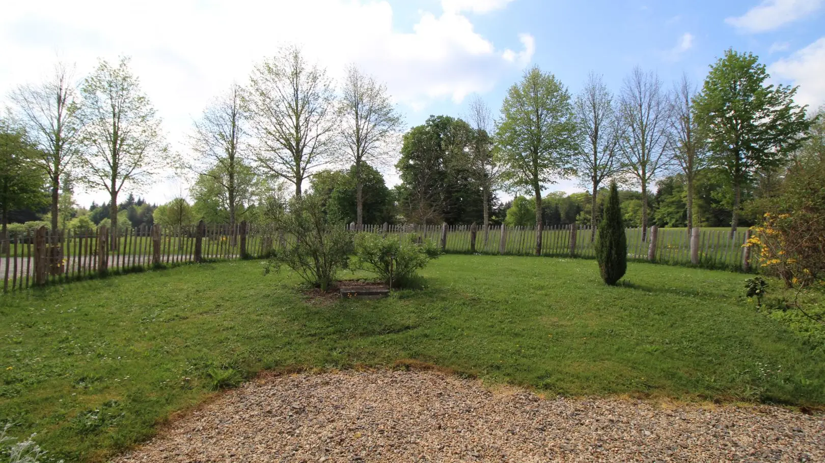 Gite Le jardin à Saint Priest Taurion en Haute-Vienne (Nouvelle Aquitaine)_38