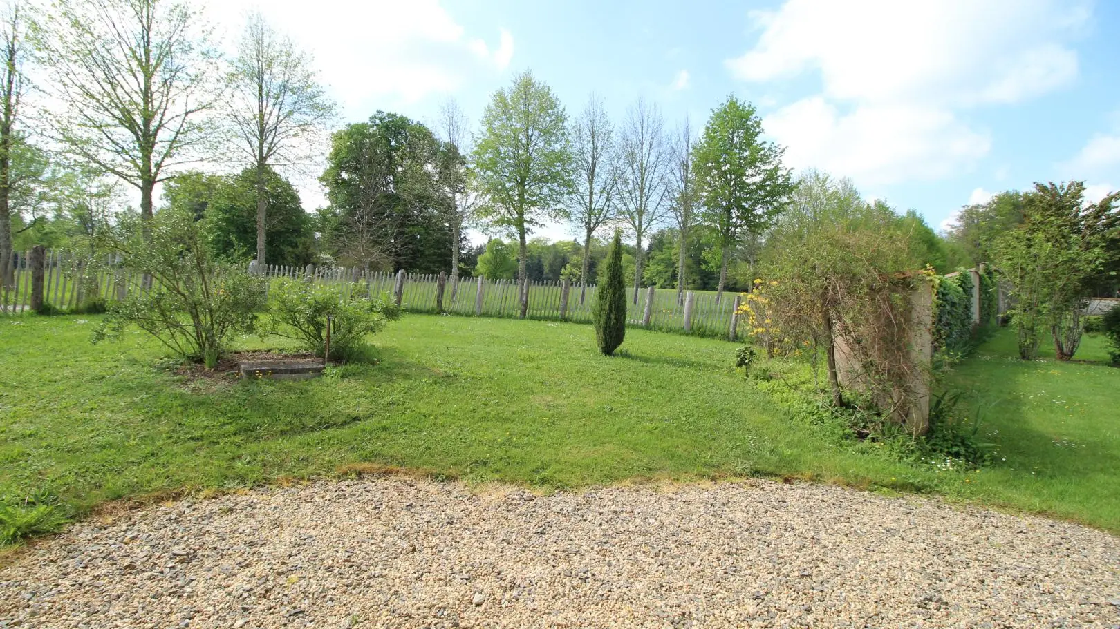 Gite Le jardin à Saint Priest Taurion en Haute-Vienne (Nouvelle Aquitaine)_37