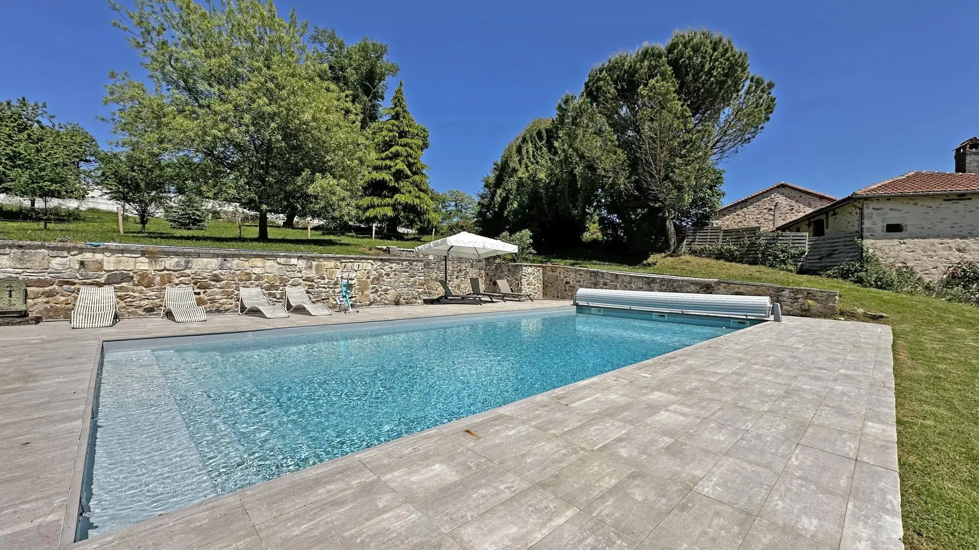 Chambre d'hôtes Le Chateau De La Chabroulie à Isle en Haute-Vienne (Nouvelle Aquitaine)_74