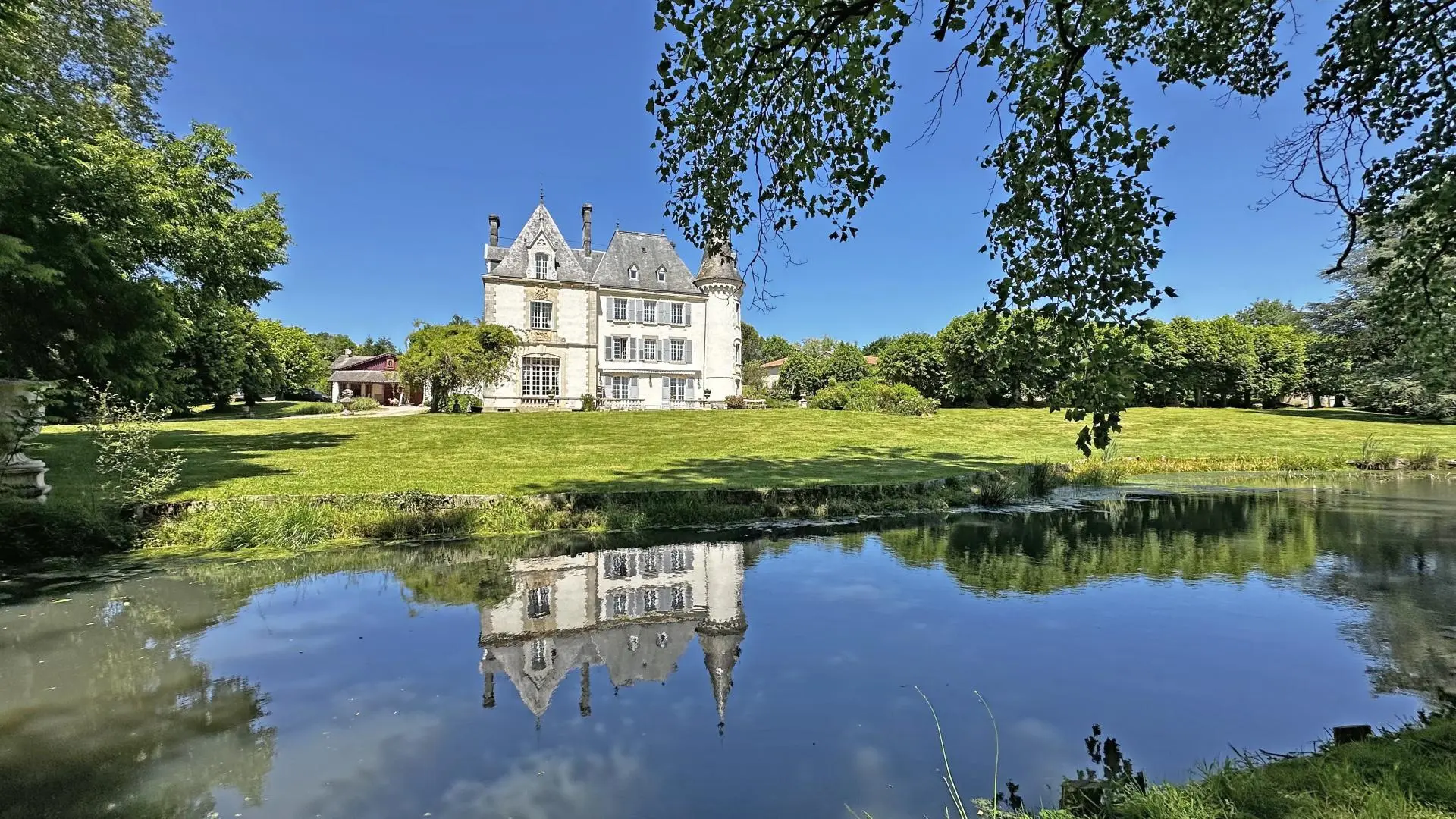 Chambre d'hôtes Le Chateau De La Chabroulie à Isle en Haute-Vienne (Nouvelle Aquitaine)_80