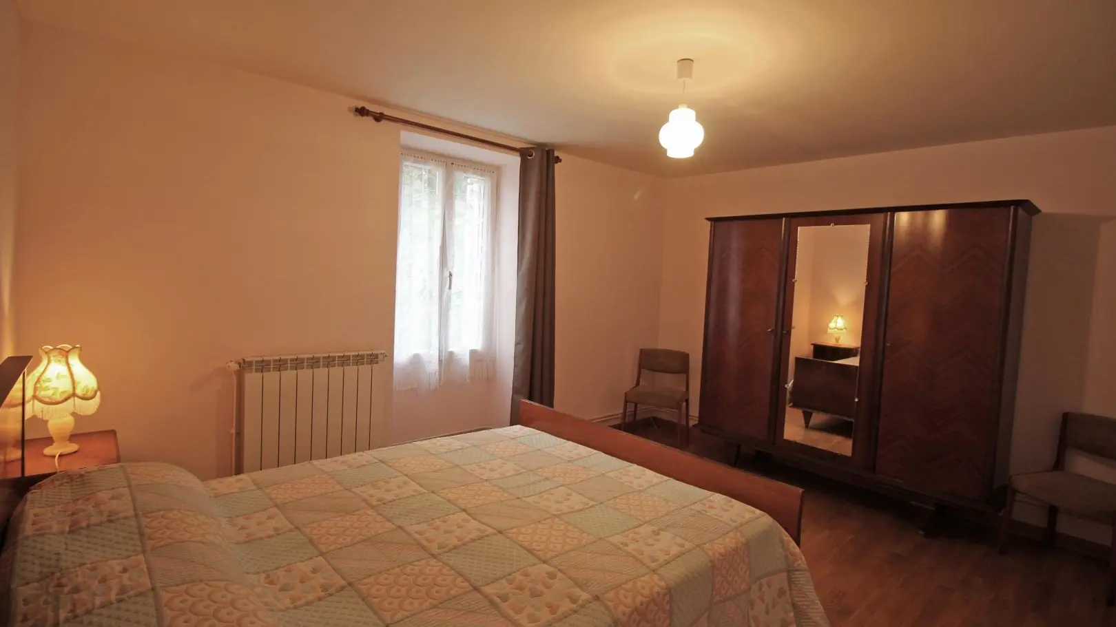 Le gîte de Champblanc à Arnac la Poste en Haute-Vienne (Limousin)- chambre 2_14