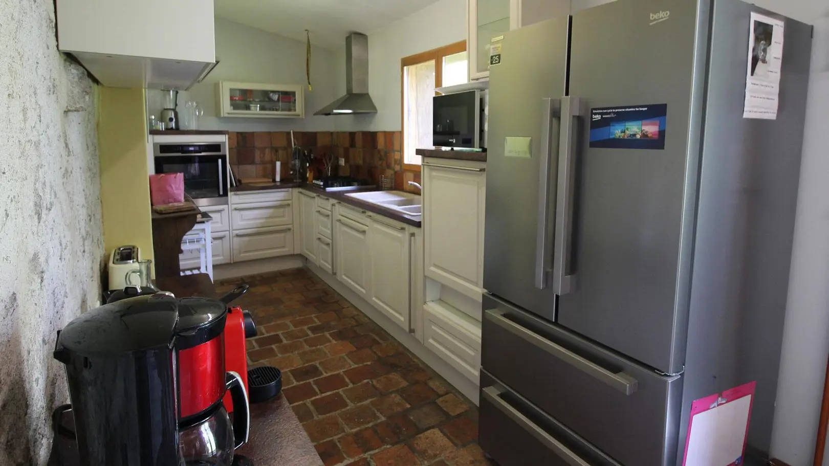 Gîte les cheyroux à St Léger-Magnazeix en Haute-Vienne (Limousin en Nouvelle Aquitaine)- cuisine_5