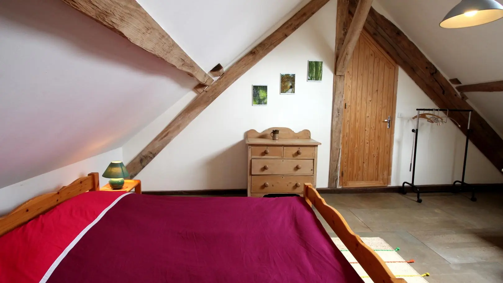 Gîte Benoîton à Saint Sulpice Les Feuilles en Haute-Vienne (Limousin. Chambre lit double._11