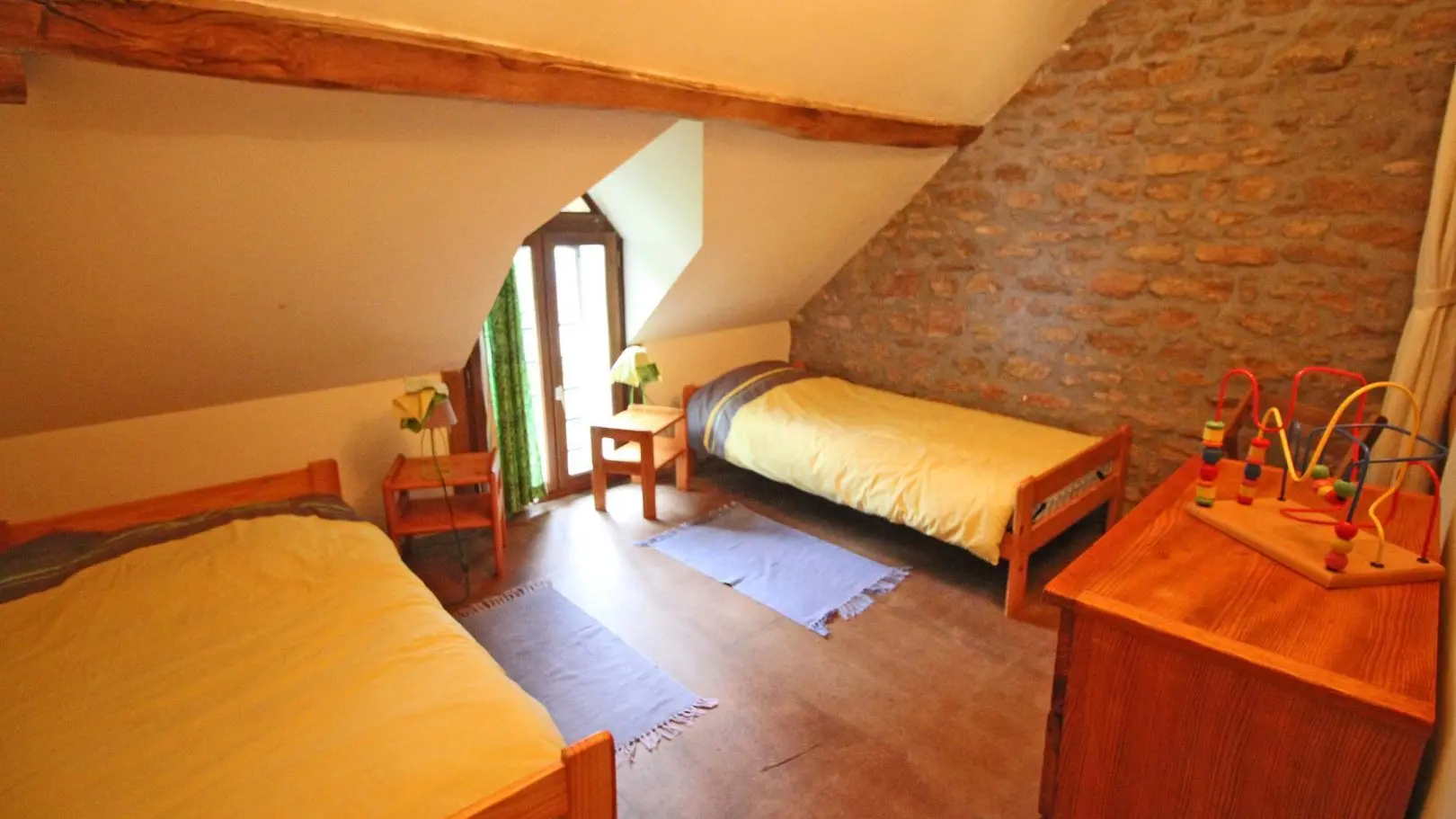 Gîte Benoîton à Saint Sulpice Les Feuilles en Haute-Vienne - espace couchage étage_12