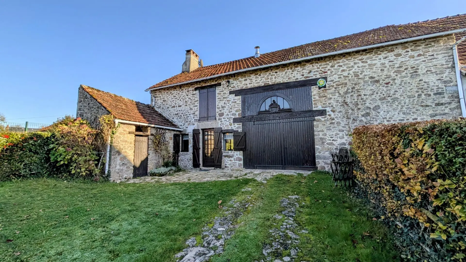 Gite Les Rebras à Saint Sulpice Les Feuilles en Haute-Vienne (Limousin en Nouvelle Aquitaine)_11