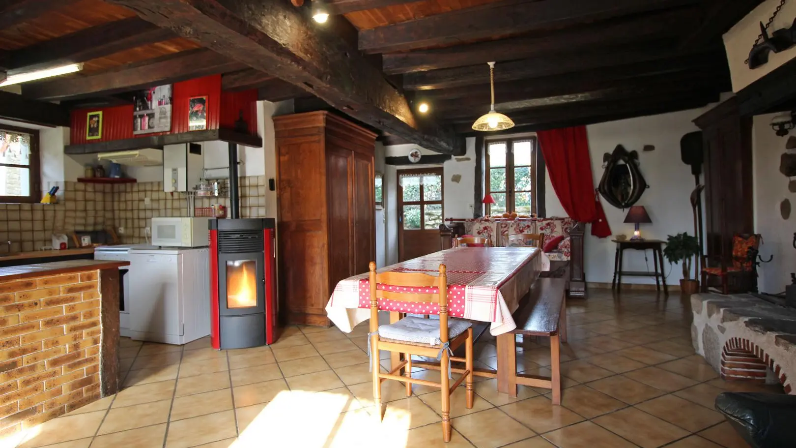 Gite Les Rebras à Saint Sulpice Les Feuilles en Haute-Vienne (Limousin en Nouvelle Aquitaine)_4