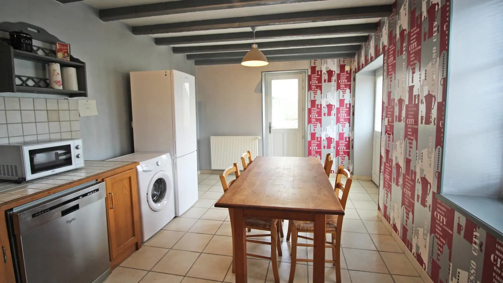 Cuisine équipée pour 6 personnes_8