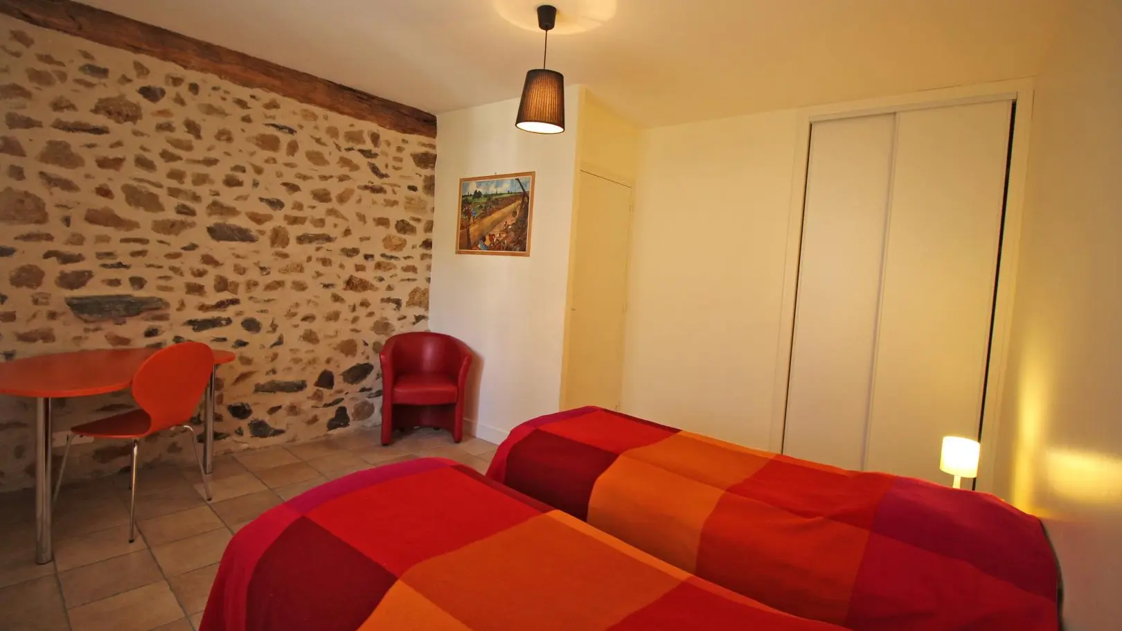 Gite La Bergerieà Berneuil en Haute-Vienne(Limousin)- chambre 1_14