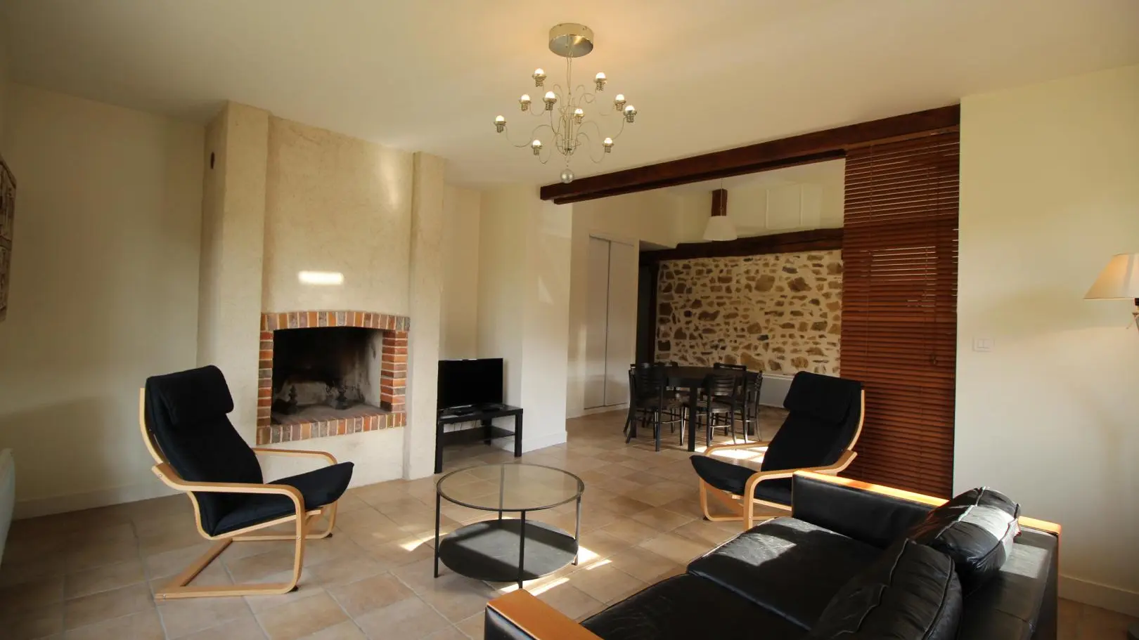 Gite La Bergerieà Berneuil en Haute-Vienne(Limousin)- salon_9