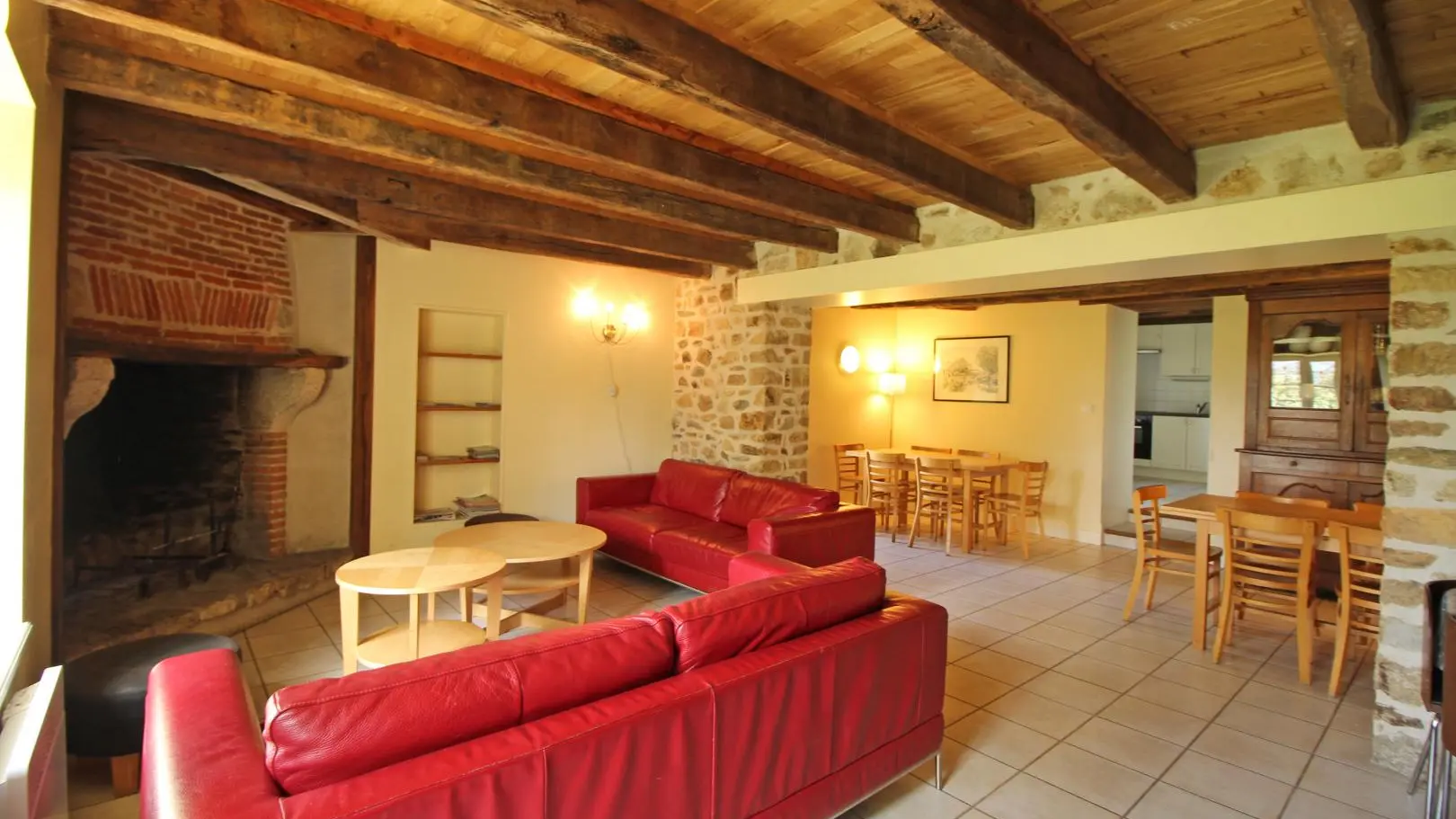 Gite La Maison De Clémence à Berneuil  en Haute-Vienne (Limousin) - salon_10