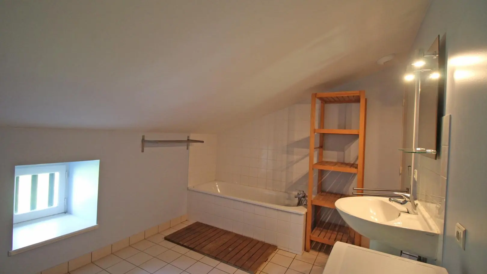 Gite La Maison De Clémence à Berneuil  en Haute-Vienne (Limousin) - salle de bains_33