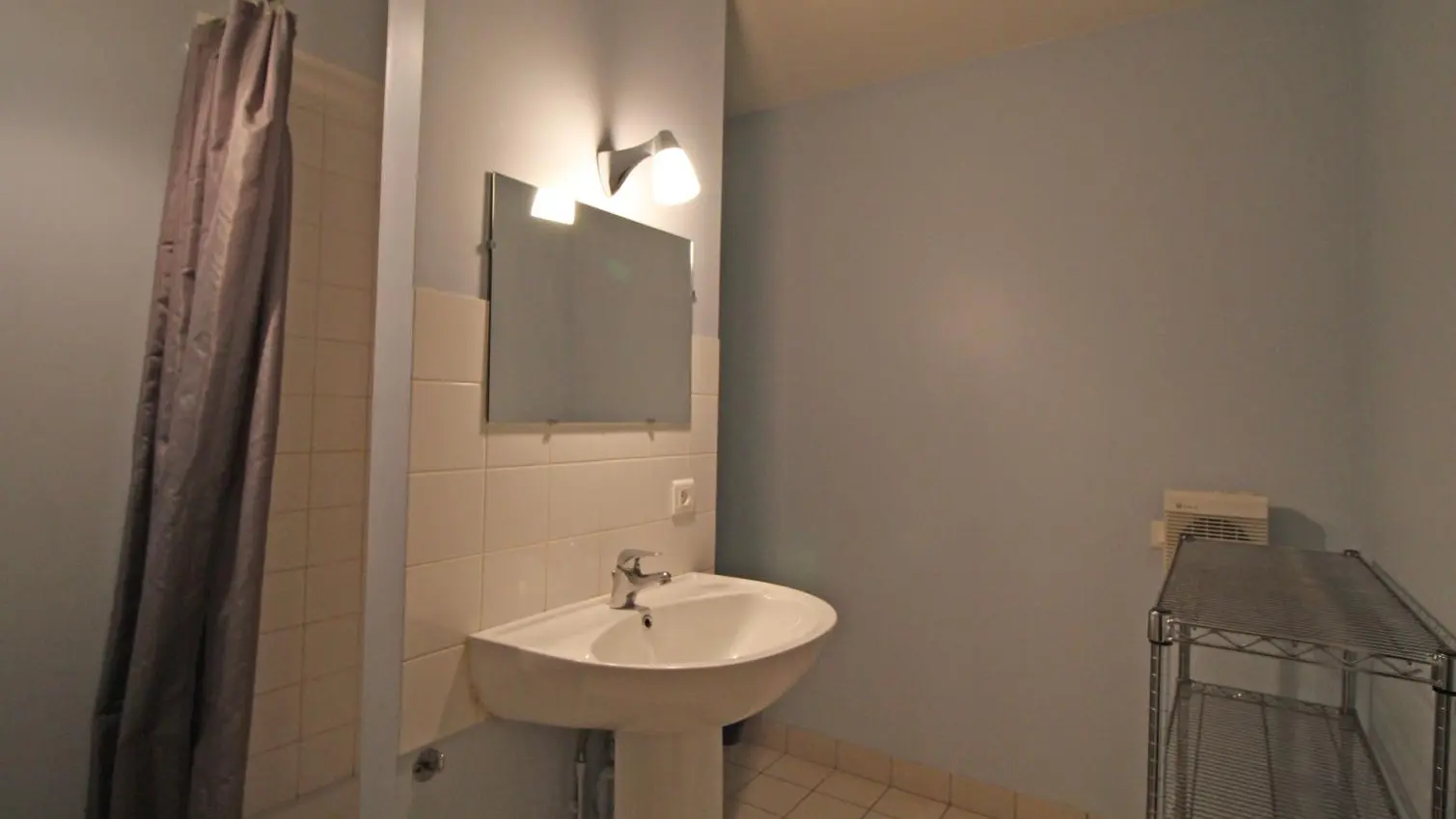 Gite La Maison De Clémence à Berneuil  en Haute-Vienne (Limousin) - salle d'eau_34