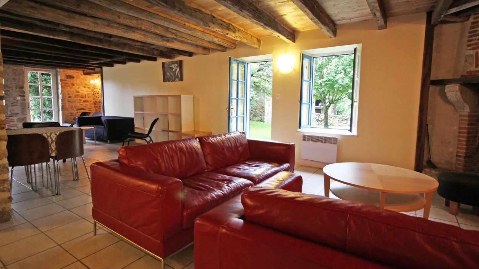 Gite La Maison De Clémence à Berneuil  en Haute-Vienne (Limousin) - salon_11