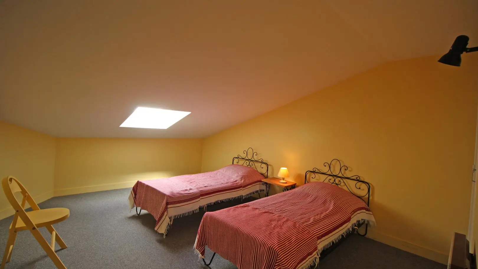 Gite La Maison De Clémence à Berneuil  en Haute-Vienne (Limousin) - chambre 6_27