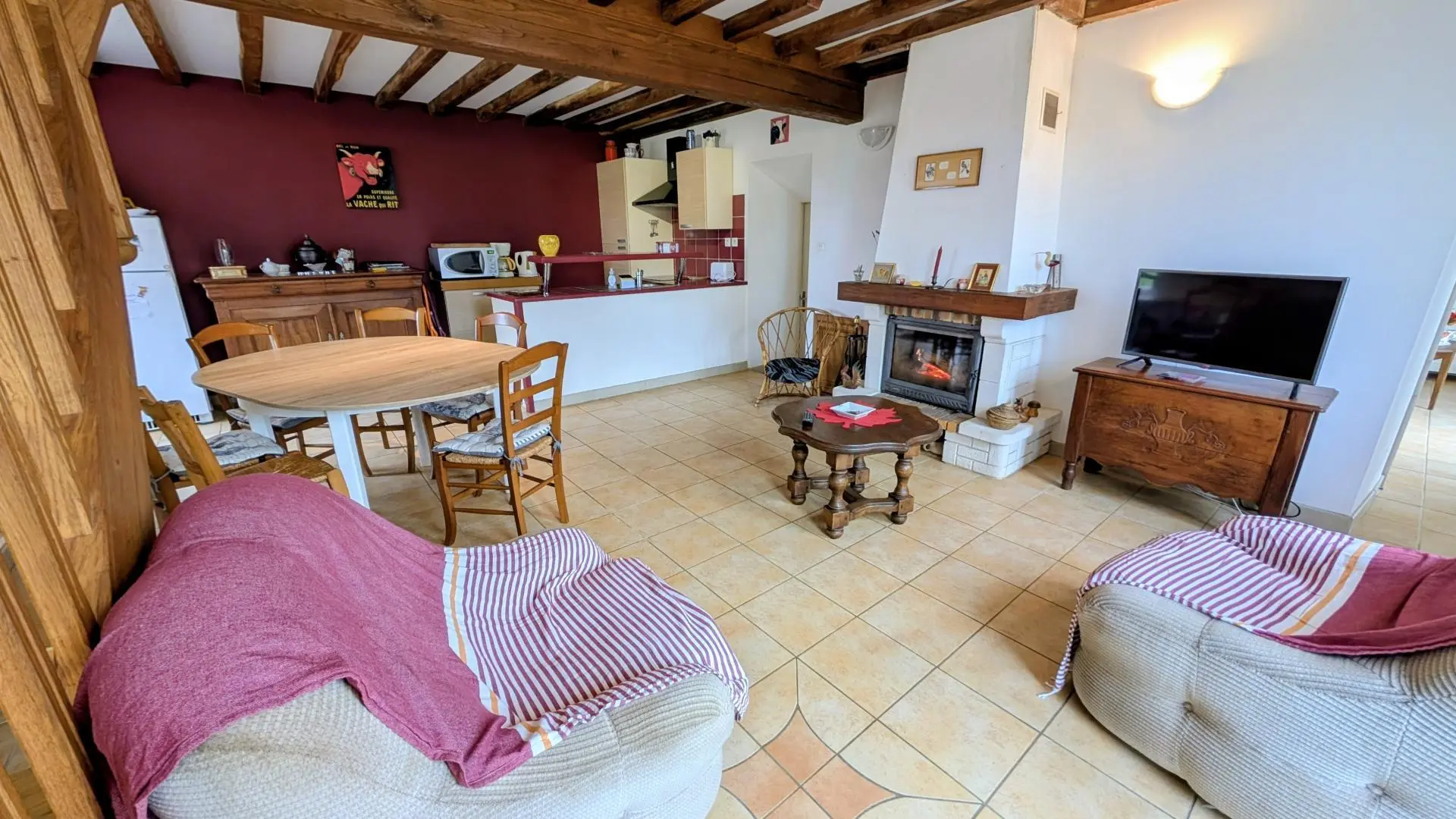 Gîte chez Mamie Couture à Val d'Issoire en Haute-Vienne - salon_4