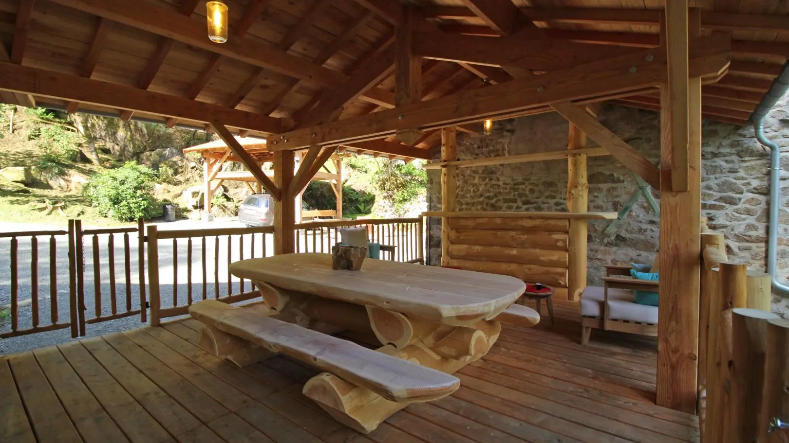 Gîte 3 ânes et un moulin à Bessines sur Gartempe en Haute-Vienne (Nouvelle Aquitaine) - terrasse_32