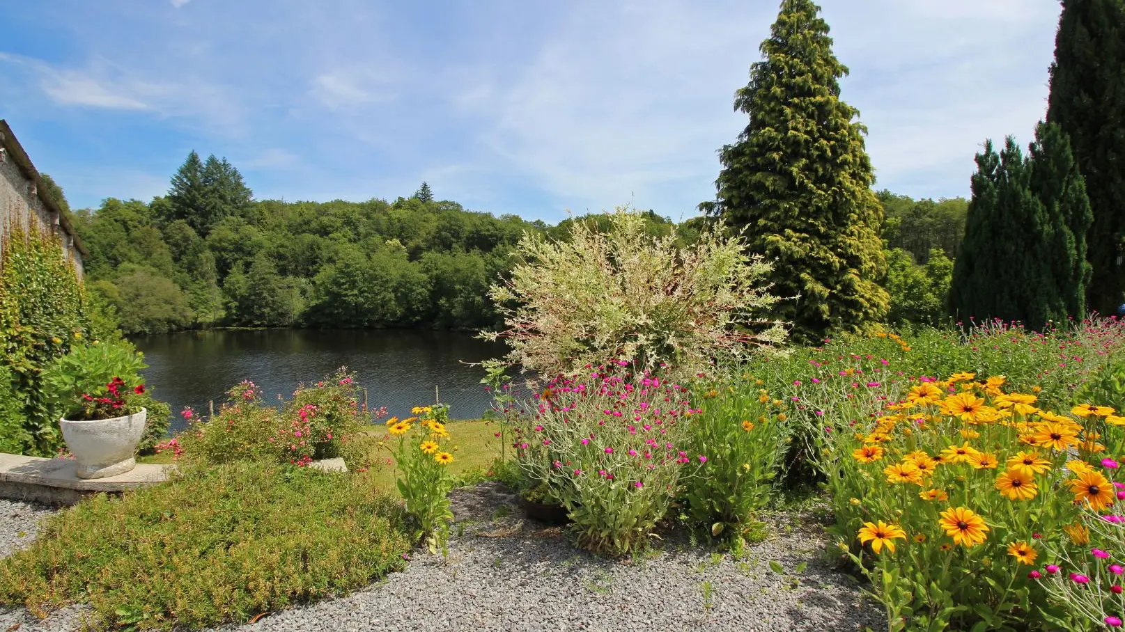 Gite Dominant l'Etang à Compreignac en Haute-Vienne (Limousin en Nouvelle Aquitaine)_15