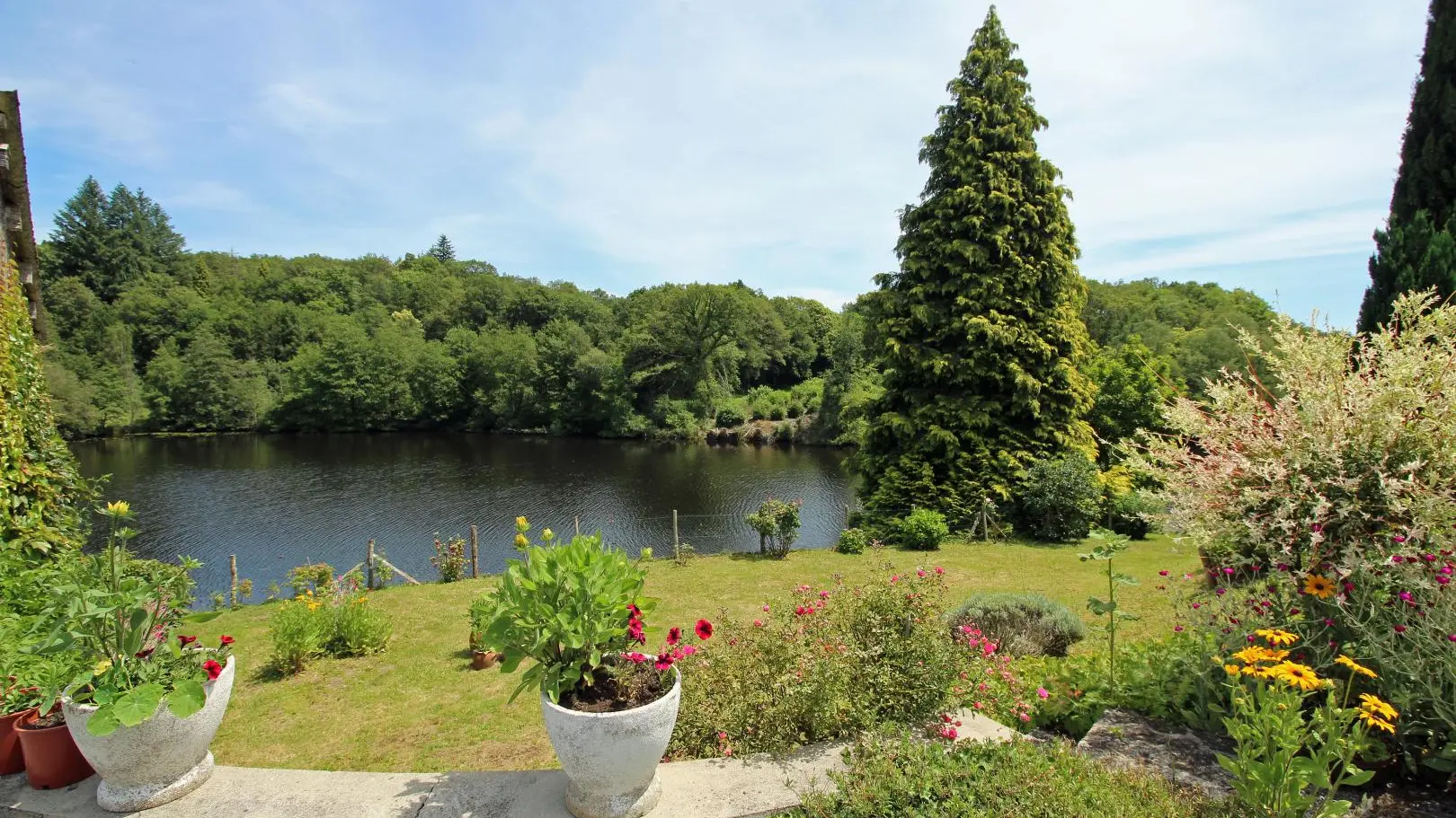 Gite Dominant l'Etang à Compreignac en Haute-Vienne (Limousin en Nouvelle Aquitaine)_2