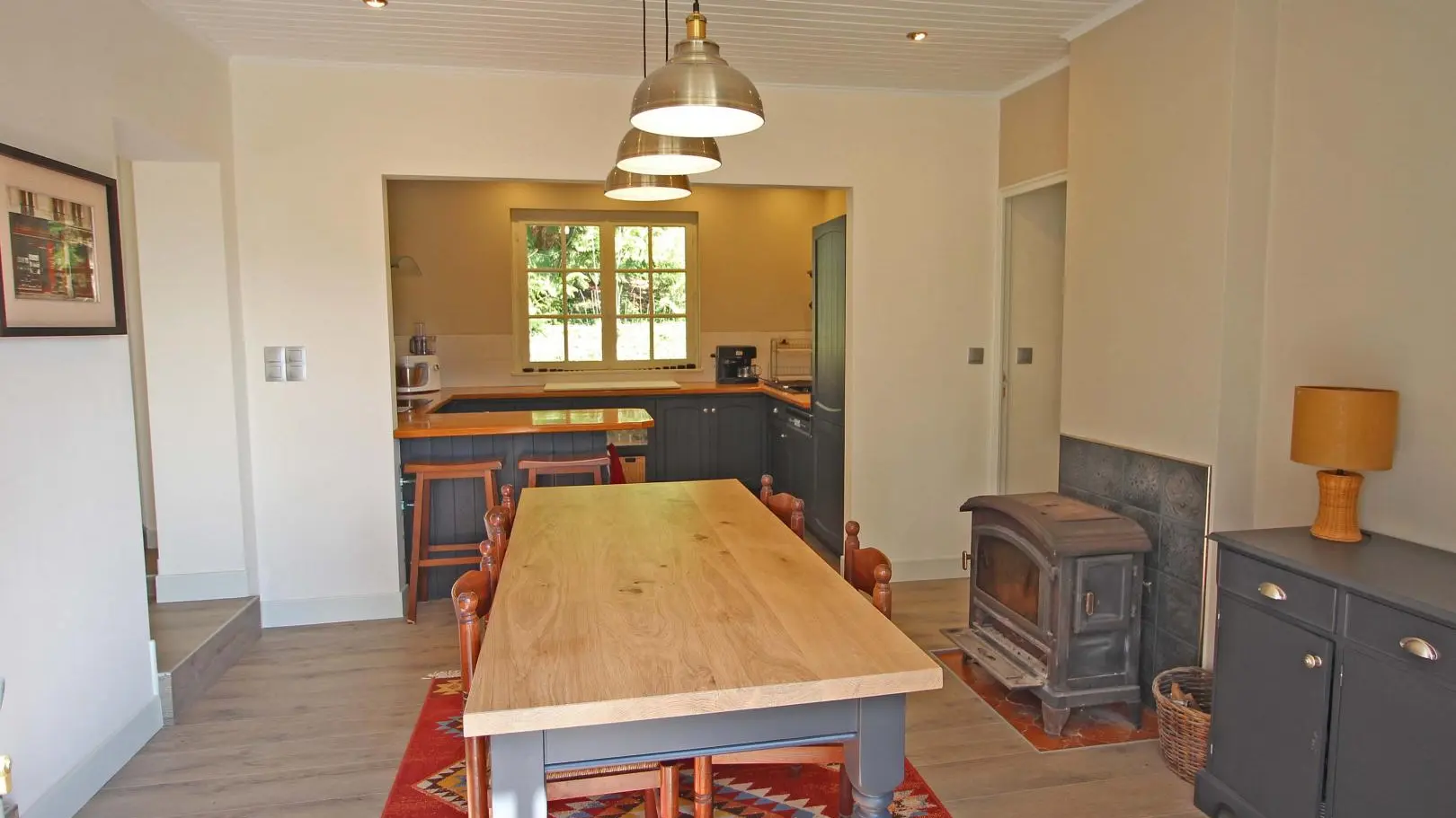 Gite Le Clos des Chênes à La Combe sur la commune de Thouron en Haute-Vienne (Nouvelle-Aquitaine) - espace repas_10