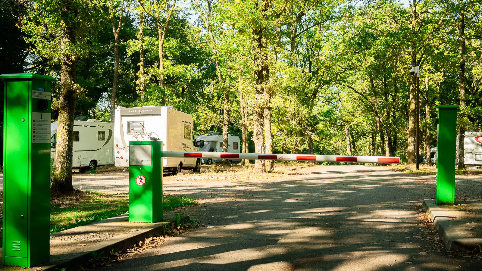 ©Alexis-ARNAUD-Lac-Saint-Pardoux-CampingCarPark-5