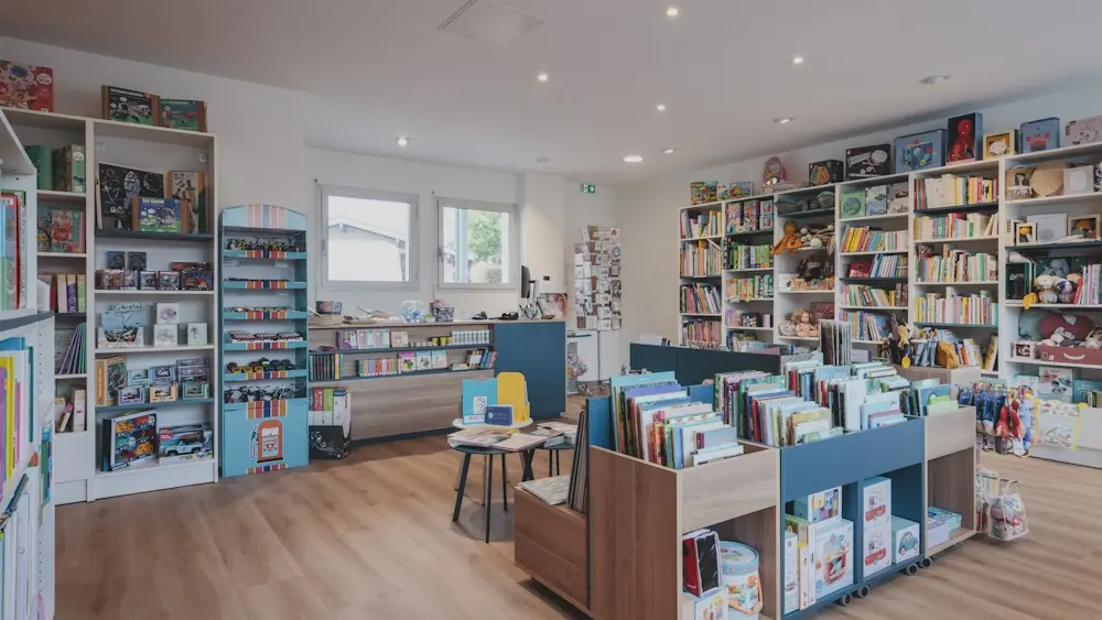 ©Librairie L'Ecureuil Bleu