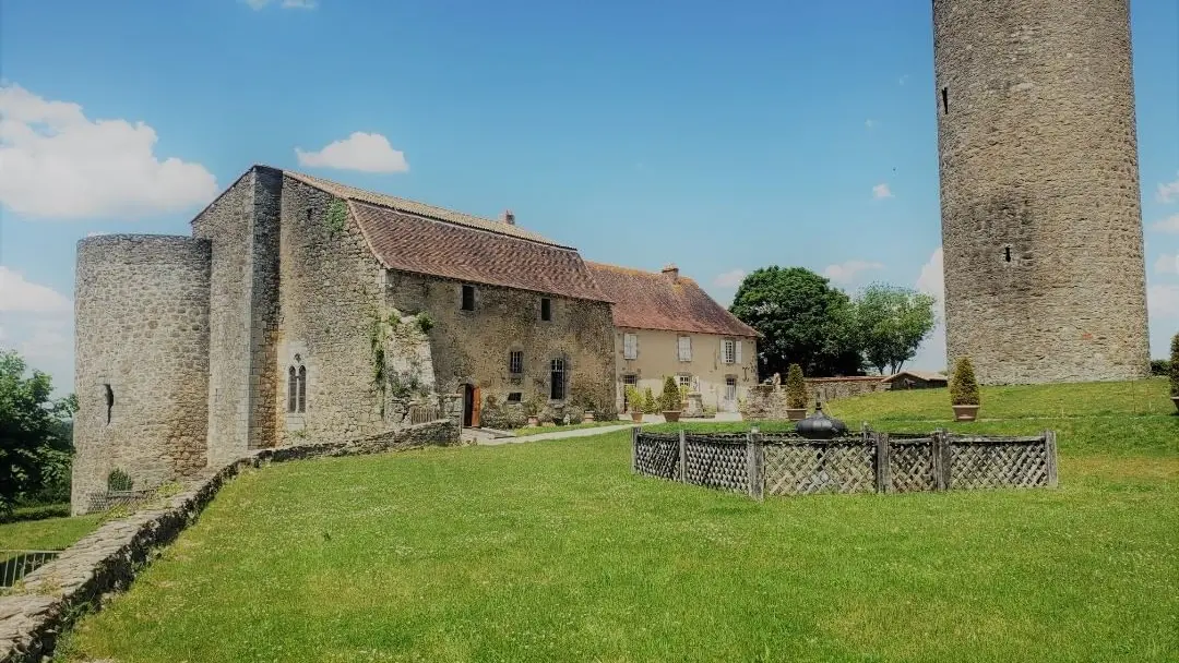 Châlus Chabrol @chaluschabrol