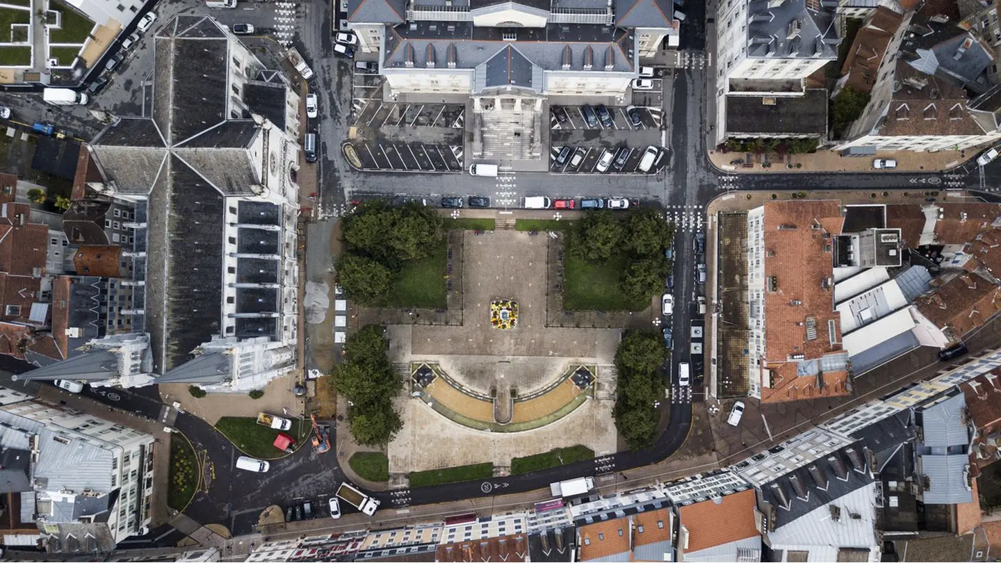 Place de la Libération - Pau - Vue de drone