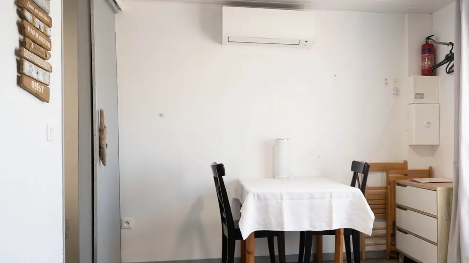 08012021-_1240453 (Copier)