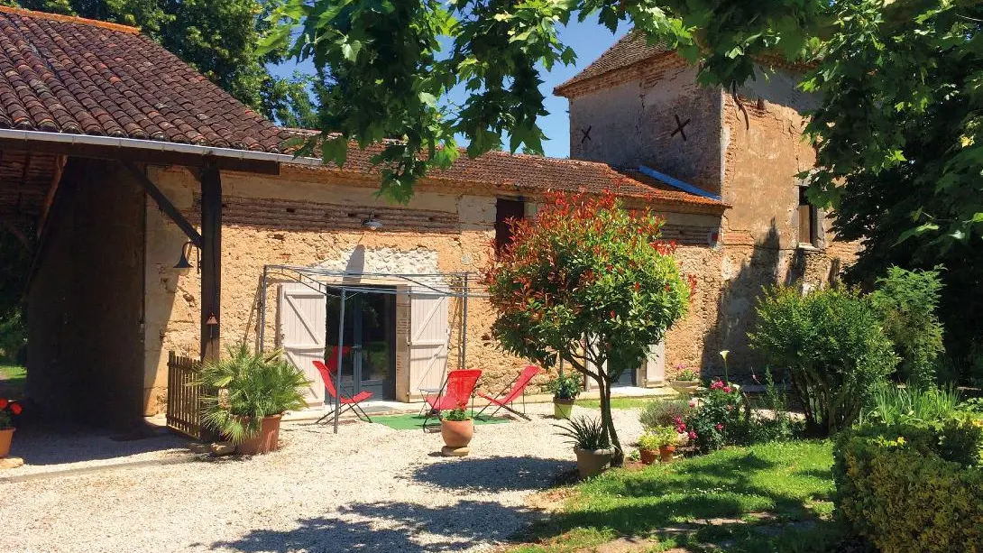 1-  La batisse du Pigeonnier de La Gourre