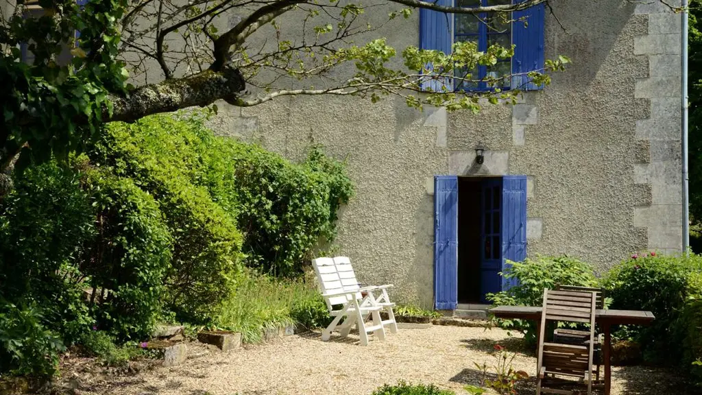 1-Gite-Tournesol-La-sauvageonne-saint-palais-le-jardin-privatif-3046-GD-F