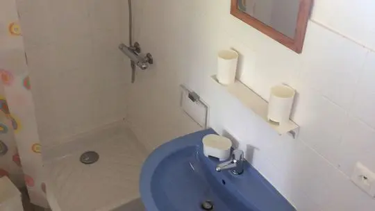 10.Salle de bains 2 (Copier)