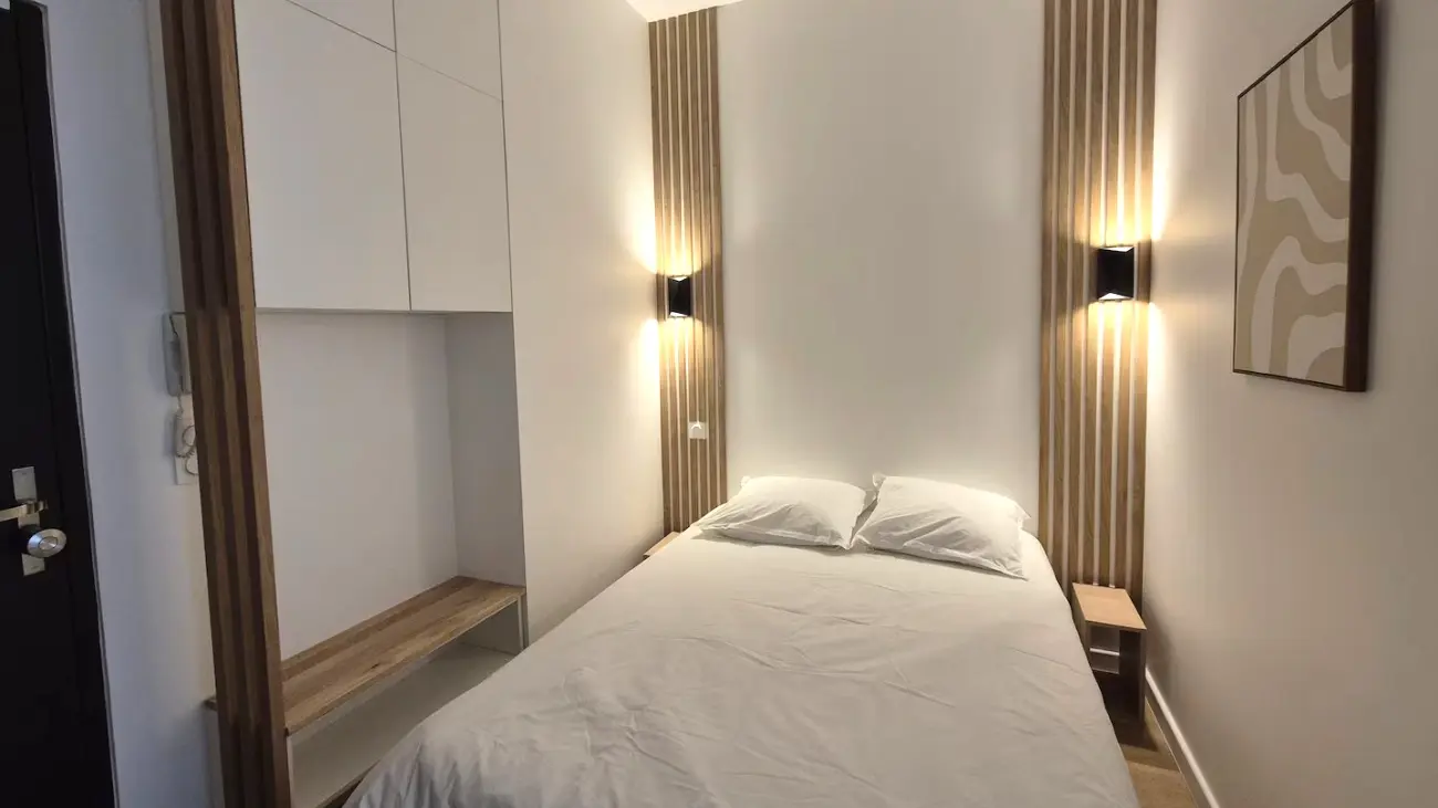 1102ea27-2368-422d-bb36-00aadaee60b9