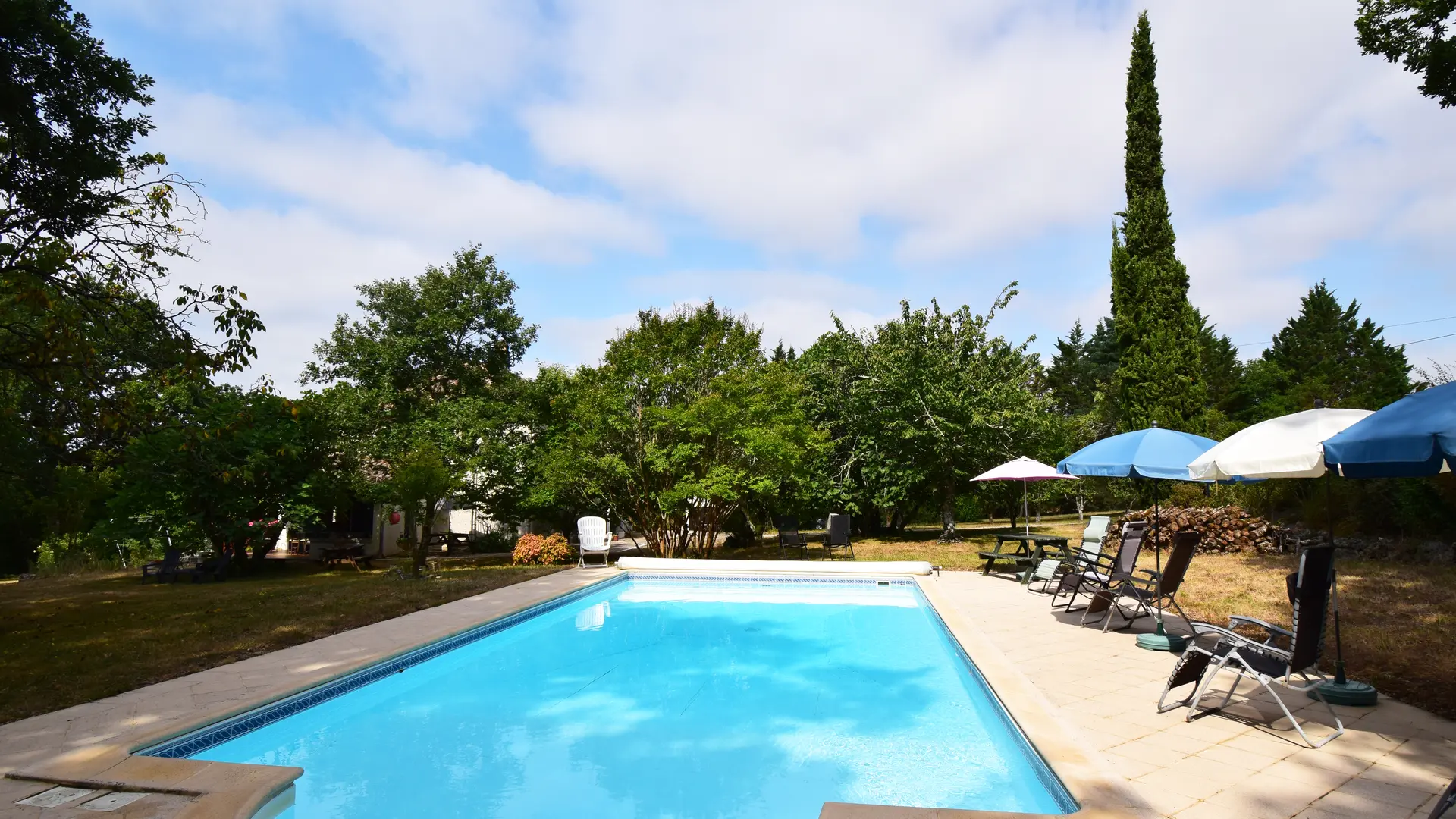 HLOAQU047FS000L5-2025-1