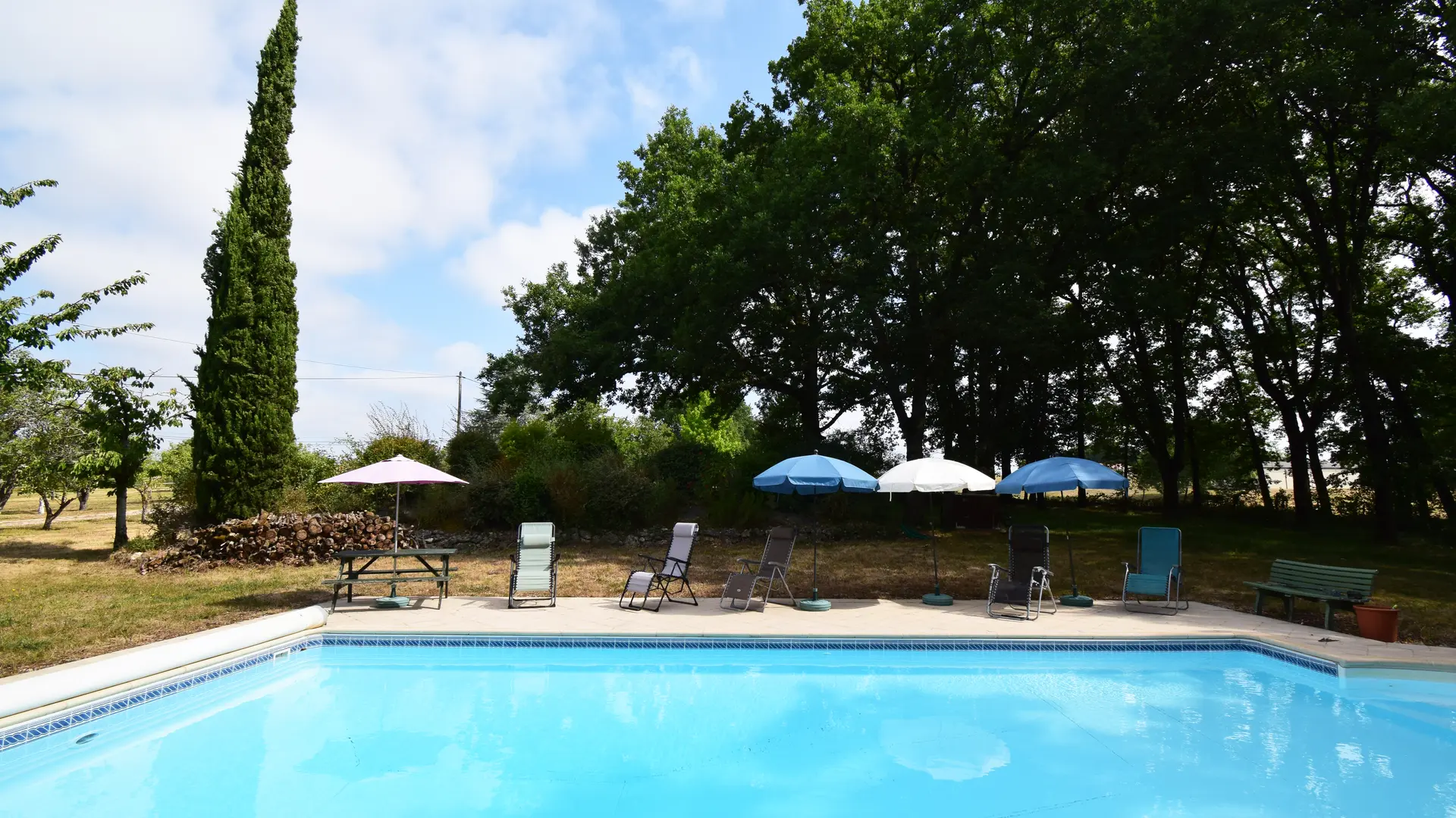 HLOAQU047FS000L5-2025-4