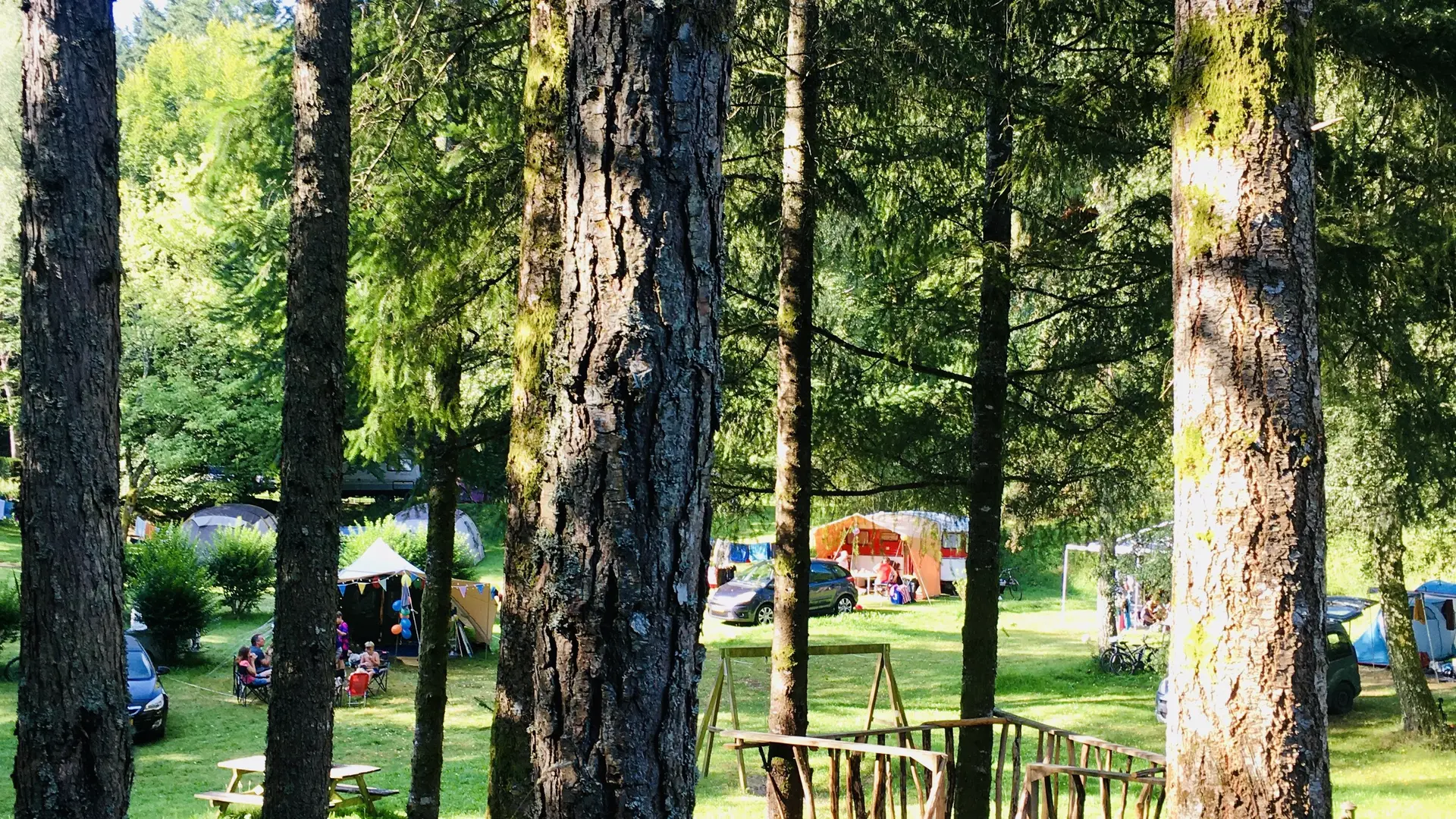 Camping la Roche Canillac_4