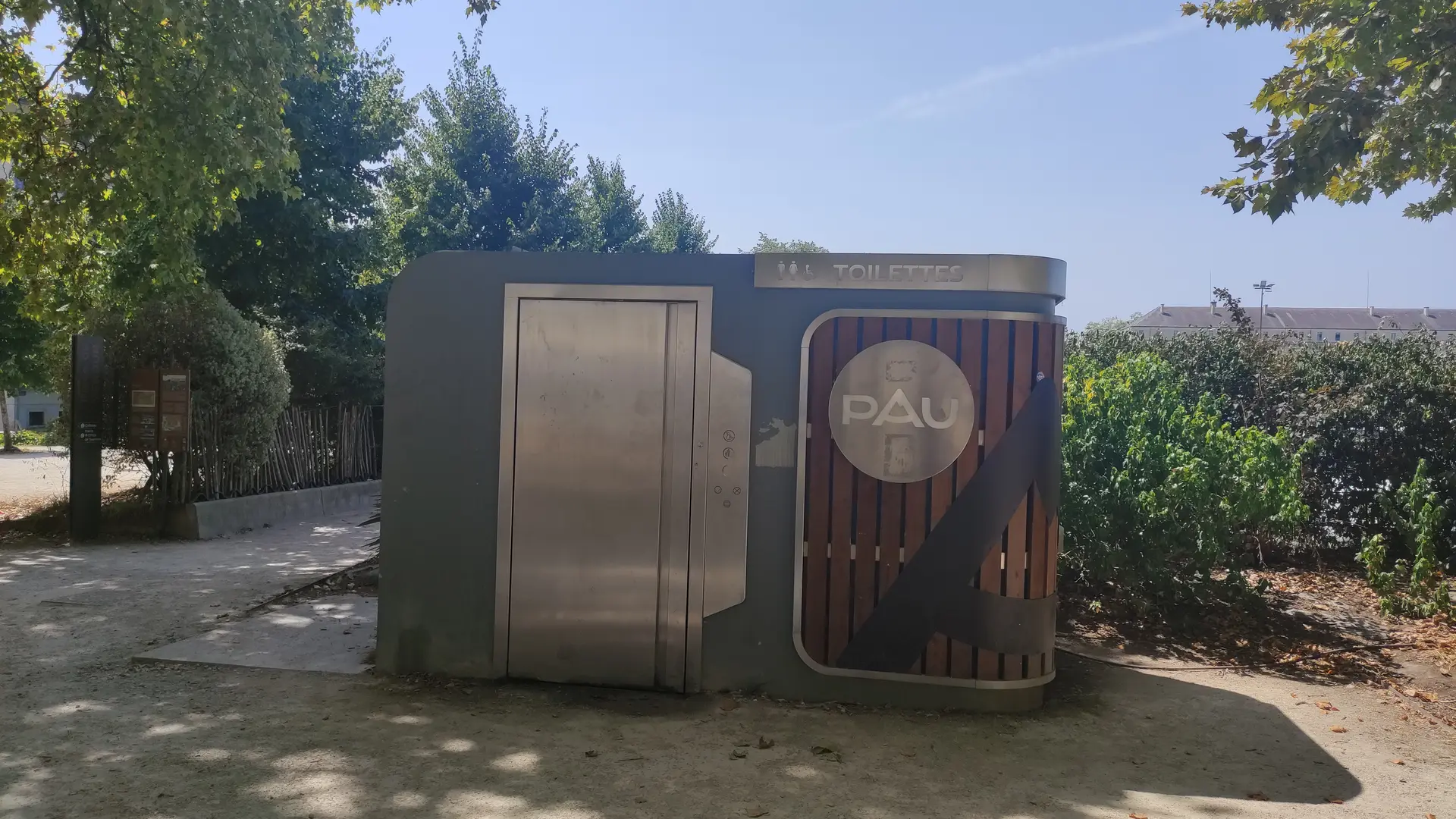 Toilettes Verdun Sud Pau