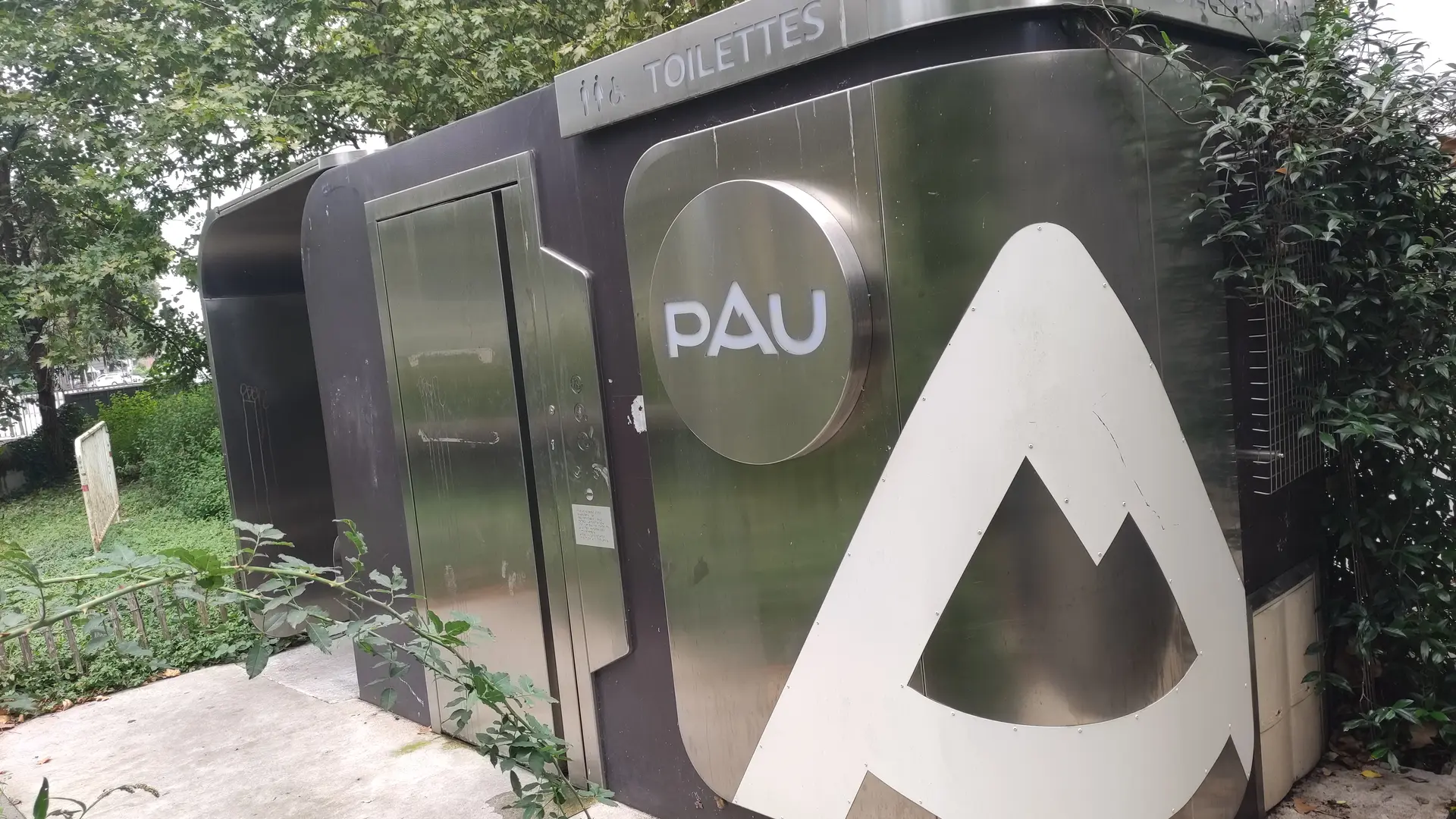 Toilettes bas du funiculaire Pau