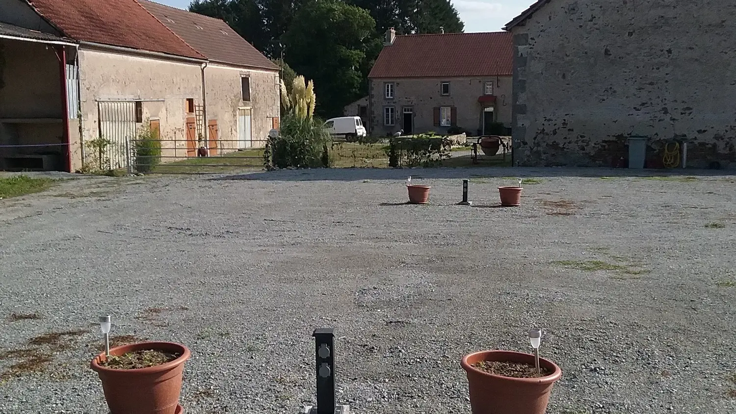 Aire d'accueil camping-car de la Grande Roche_1