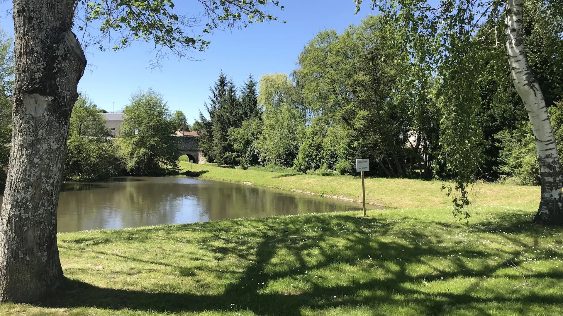 Aire d'accueil camping-car La Planche des Dames_2
