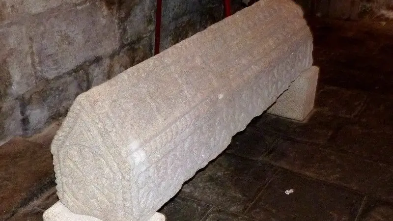 Pierre à bâtière_2