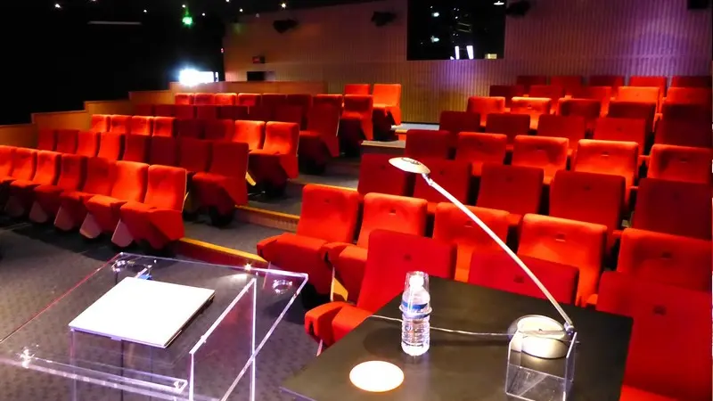 Auditorium 90 places assises © Office de tourisme Bessines_1