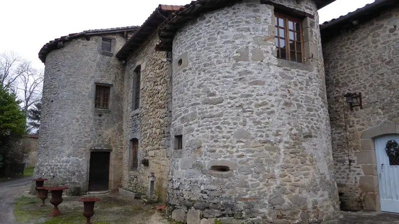 Château de Montauran Nantiat © OT Monts du Limousin Bureau d'Information Touristique Bessines_1