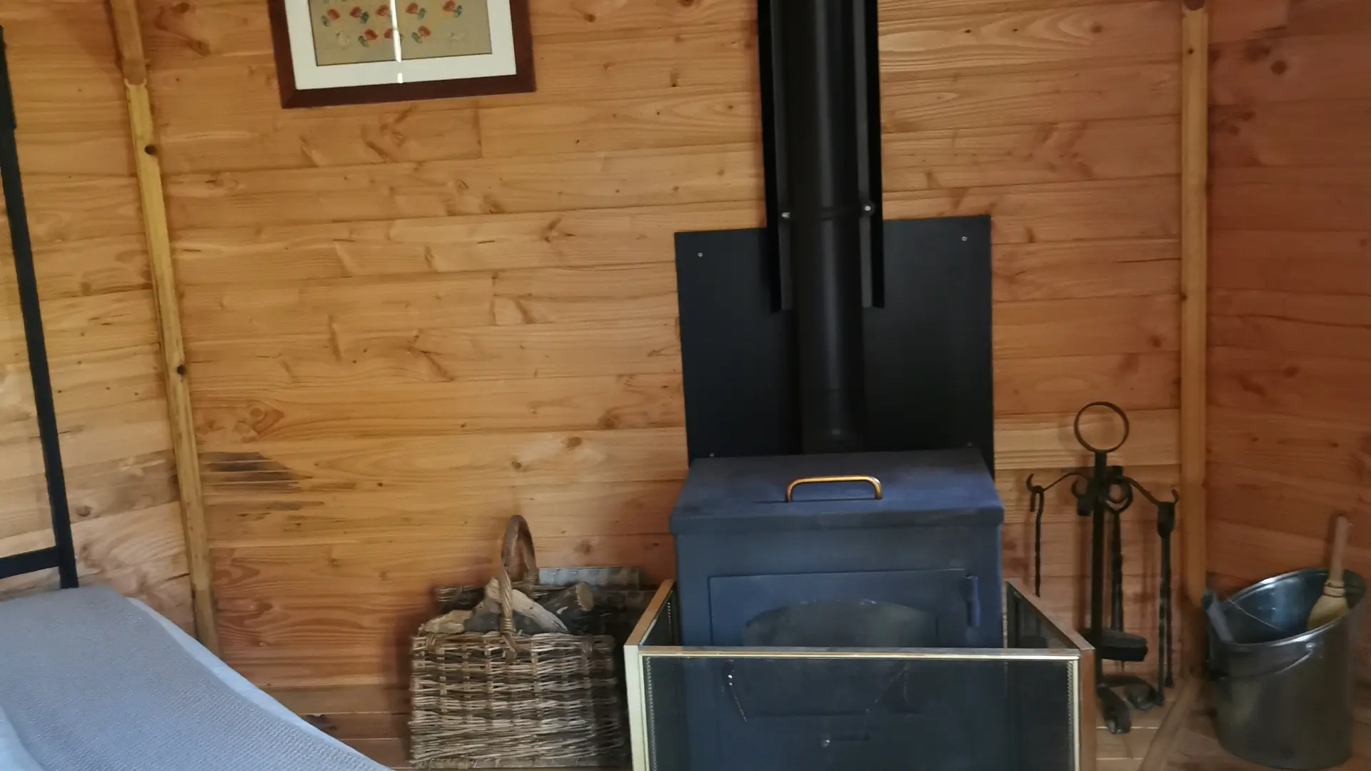 Cabane sur Pilotis les Bois de Saint Auvent