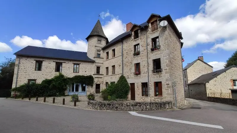 La Tour d'Ayen_1
