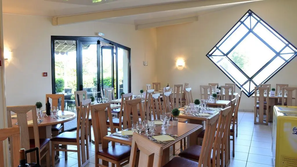Restaurant Kyriad_2